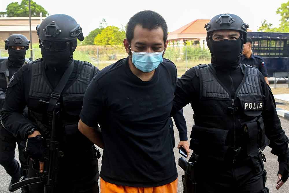 Hafizul Hawari, 38, suspek kes tembak di Lapangan Terbang Antarabangsa Kuala Lumpur (KLIA) Terminal 1 dibawa ke Mahkamah Sesyen Kota Bharu hari ini untuk pendakwaan. Foto Bernama
--fotoBERNAMA (2024) HAK CIPTA TERPELIHARA