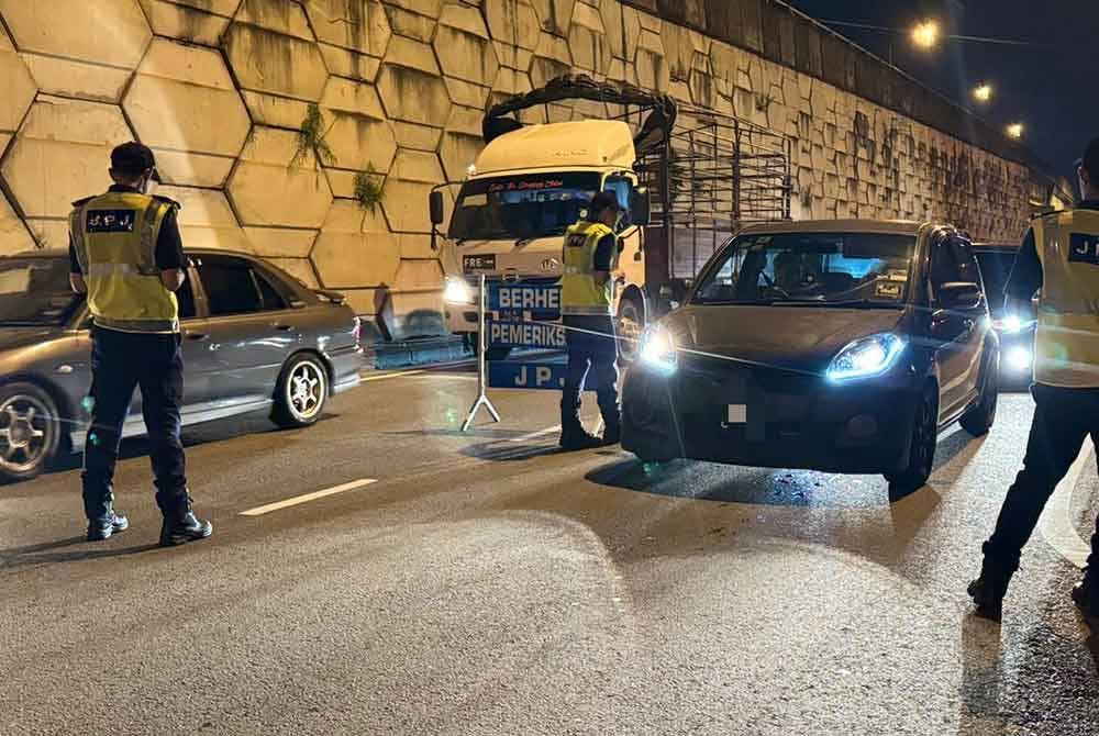 Tindakan penguatkuasaan yang lebih tegas ke atas kesalahan utama turut diberikan perhatian dalam Ops HRA kali ini.