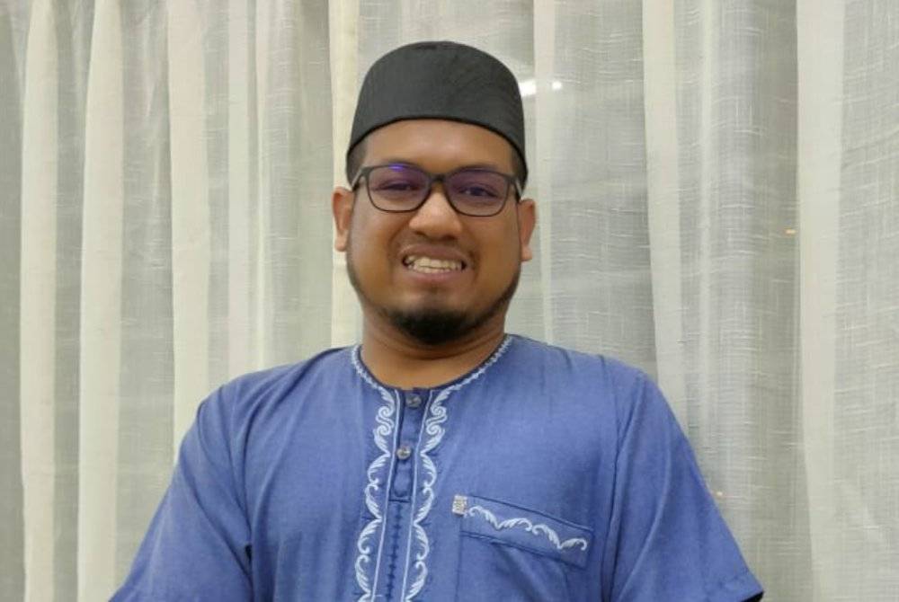 USTAZ MOHD TAUFIK