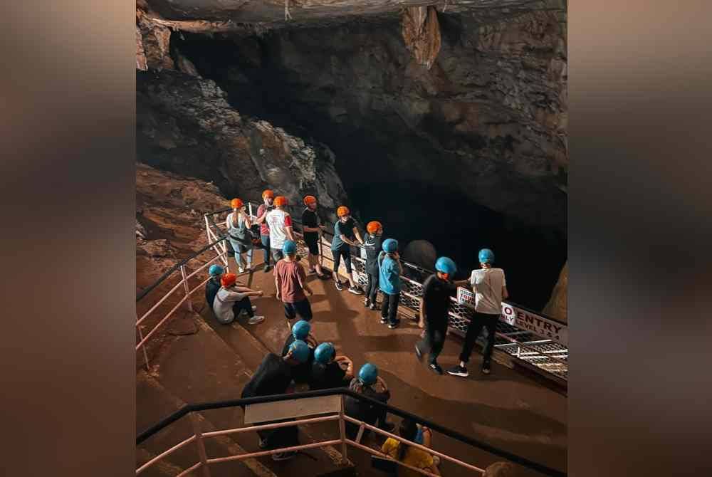 Meneroka Gua Tempurung antara aktiviti wajib dikunjungi.