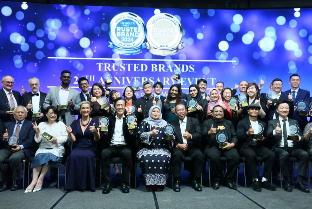 Kemas raih Anugerah Jenama Paling Dipercayai pilihan pengguna di Malaysia oleh Reader’s Digest pada 2024.