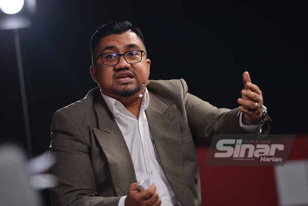 Badrul Hisham atau Che'gubard.