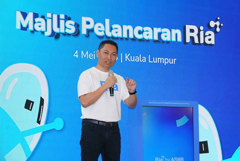 Muzzaffar berucap pada Majlis Pelancaran Penasihat Pelaburan Robo (RIA) di IOI City Mall Putrajaya pada Sabtu. Foto Sinar Harian-MOHD HALIM ABDUL WAHID