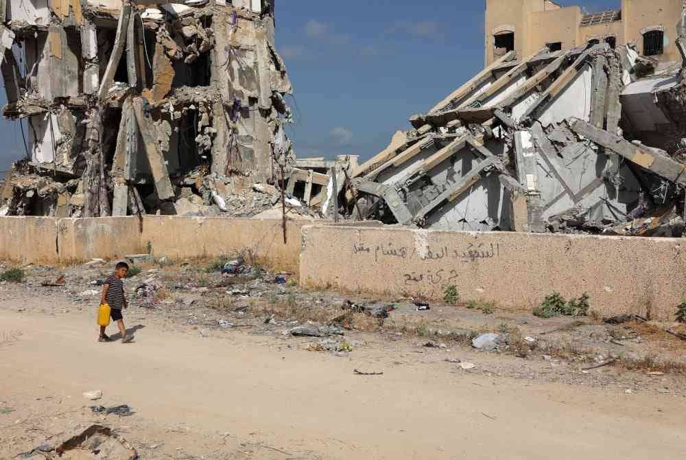 Sekurang-kurangnya 34,683 warga Palestin terkorban dalam serangan berterusan Israel ke atas Semenanjung Gaza sejak Oktober tahun lepas. Foto AFP