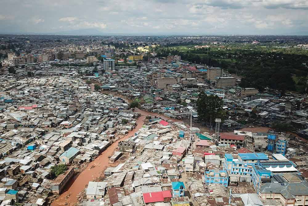 Hampir 750,000 orang terjejas akibat banjir teruk di Afrika Timur, dengan 234,000 hilang tempat tinggal dan lebih 236 terkorban. Foto - Xinhua