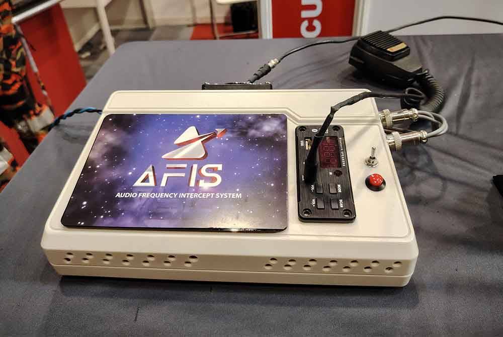 Sistem Memintas Frekuensi Audio yang dihasilkan JBPM berjaya merangkul anugerah pada tahun lalu.