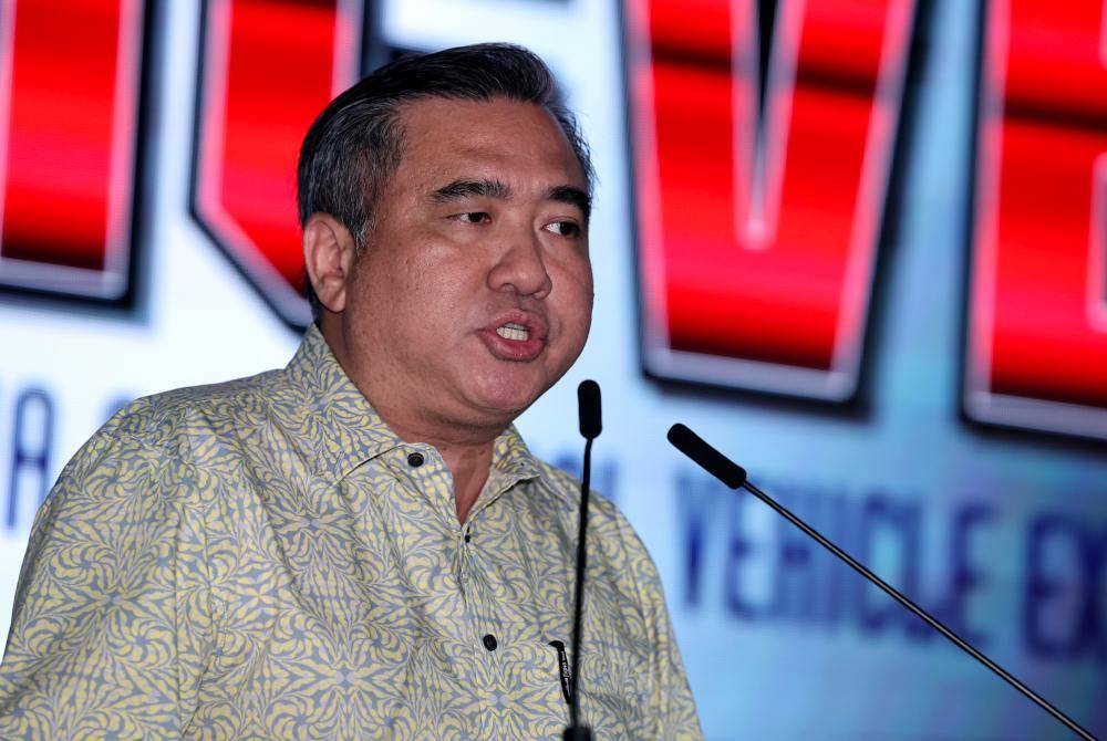 Anthony berucap pada Pelancaran MCVE 2024 di MIECC pada Khamis. Foto Bernama