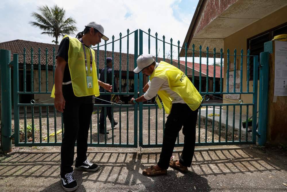 Pusat mengundi bagi Pilihan Raya Kecil (PRK) Dewan Undangan Negeri (DUN) Kuala Kubu Baharu di Sekolah Jenis Kebangsaan Cina Bukit Fraser ditutup pada 2 petang hari ini. Foto Bernama