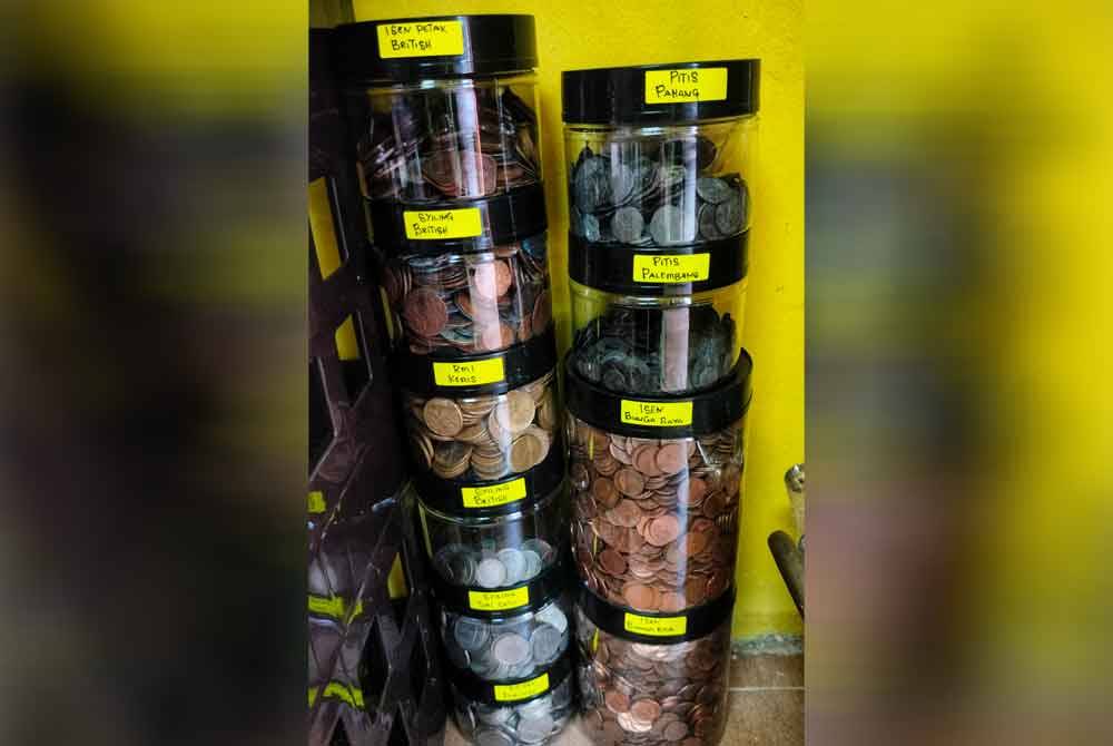 Syiling lama membabitkan pelbagai era dikumpul oleh Mohamad Muzammir