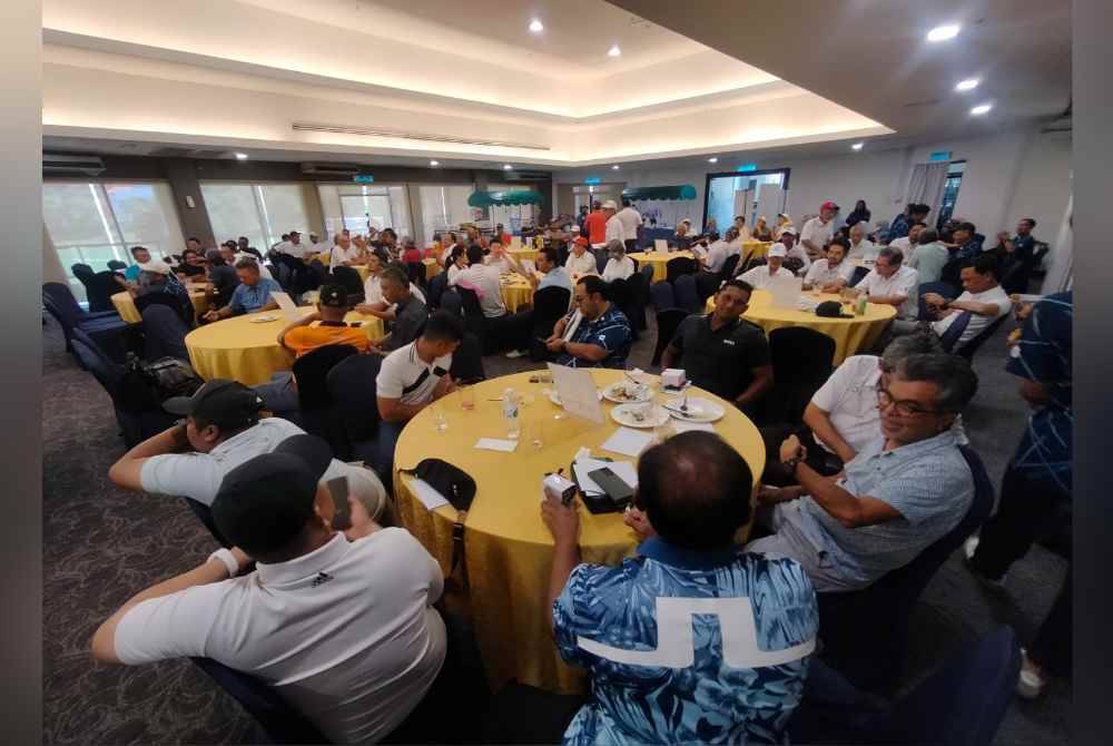 Sebahagian peserta mewakili agensi, syarikat korporat dan individu pada majlis penyampaian hadiah