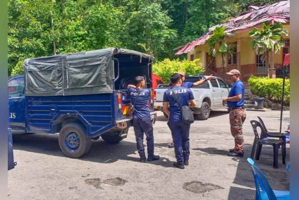 
Anggota yang terlibat dalam Op SAR di lokasi kejadian.