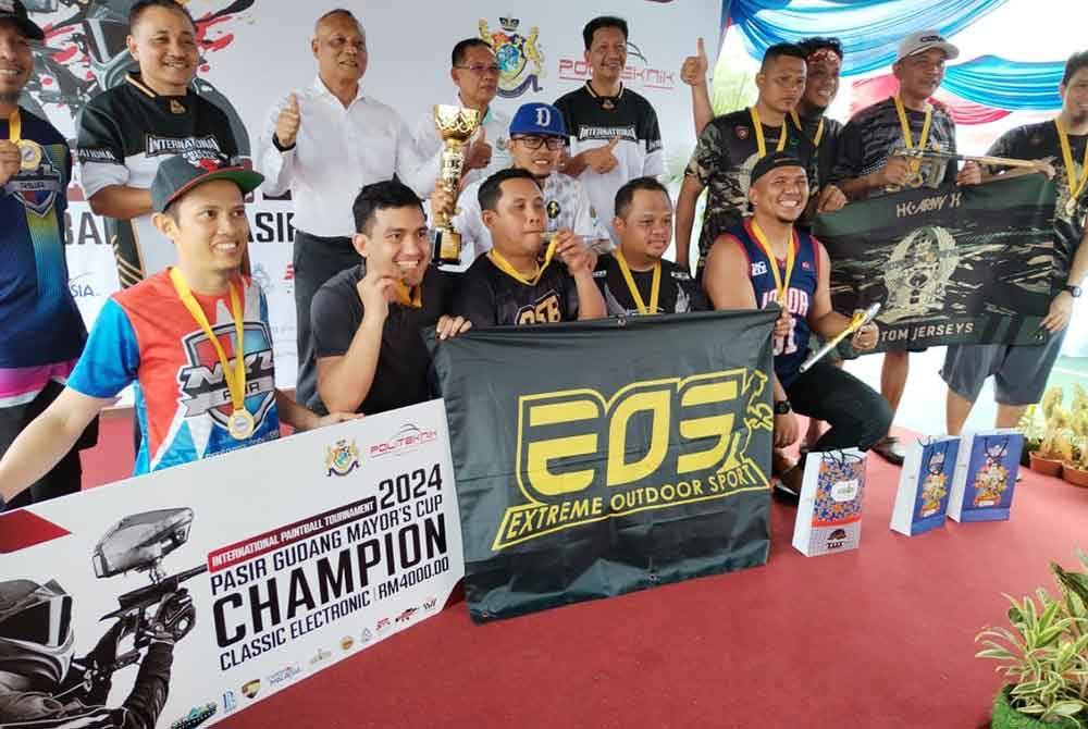 Pasukan DS Syndicates muncul juara kategori Klasik.