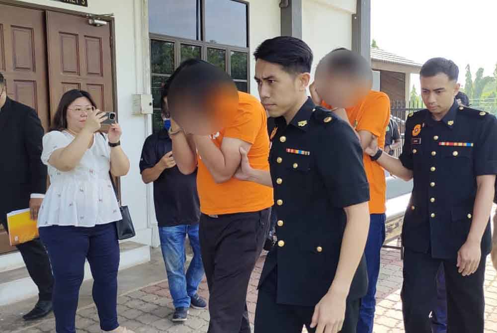 Semua suspek lelaki berusia sekitar 30-an hingga 40-an direman selama tiga hari bermula Rabu sehingga 18 Mei ini.