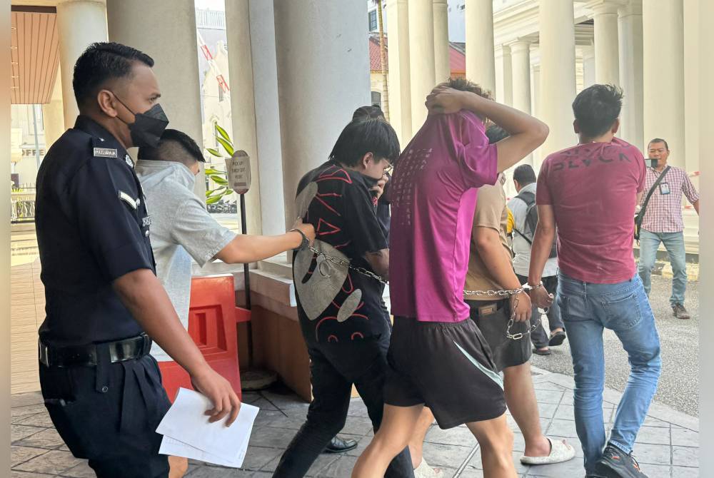Kesemua mereka dikenakan jaminan RM6,000 dengan seorang penjamin.