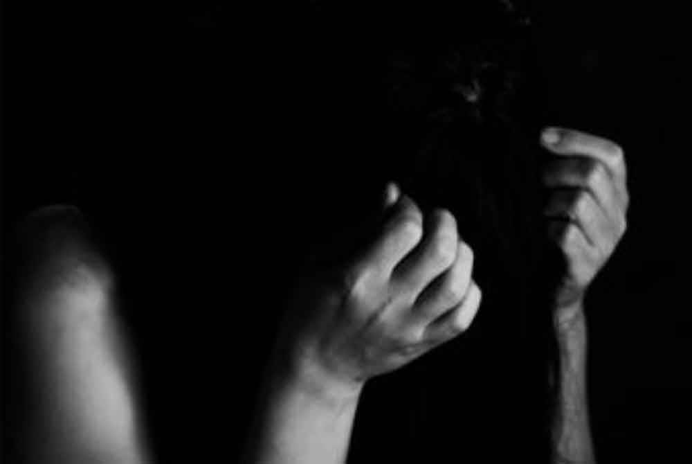 Penyakit mental boleh diubati dengan bantuan daripada pakar yang bertauliah. Gambar hiasan