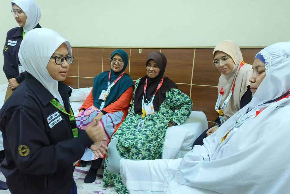 Program Ziarah Rahmah pada tahun ini turut disertai oleh pakar fisioterapi.