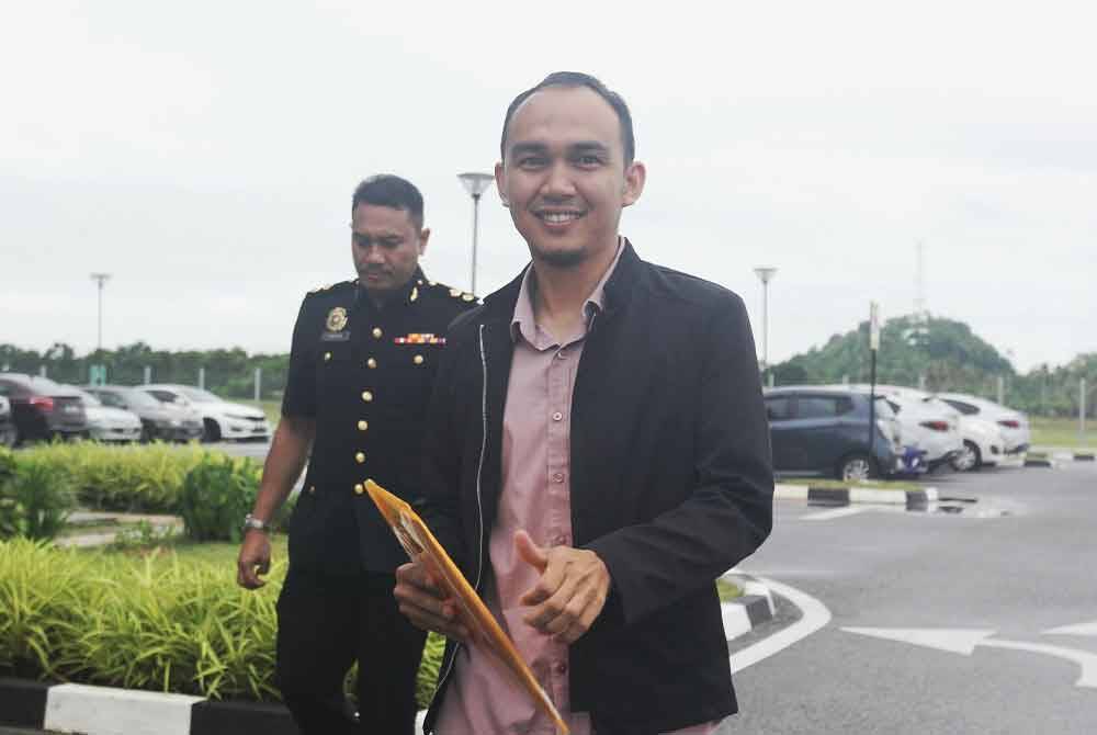 Mohd Syafeeq mengaku tidak bersalah kemuka tuntutan palsu bernilai lebih RM19,000 di Mahkamah Sesyen pada Khamis.