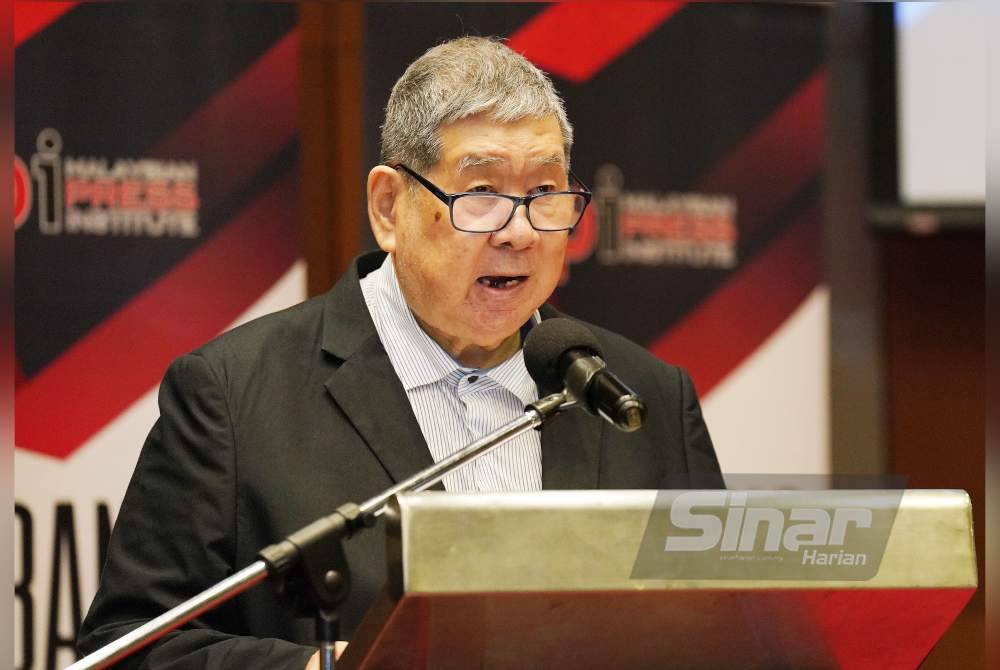 Soo Heong menyampaikan ucapan pada majlis Meraikan Para Penyumbang Malam Wartawan Malaysia 2024 yang diadakan pada Khamis. Foto Sinar Harian-ROSLI TALIB