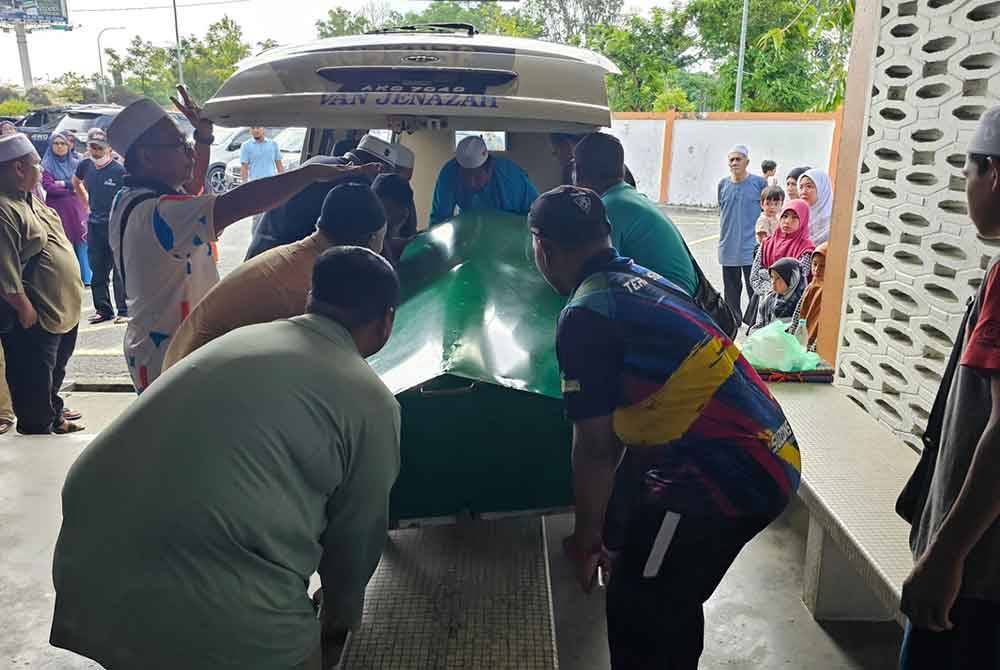 Jenazah Mohd Fahimi akan dibawa ke Tanah Peekuburan Islam Kampung Batu 8, Trong untuk dikebumikan.