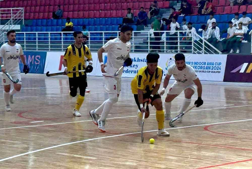 Aksi Malaysia menentang Iran dalam perlawanan akhir Piala Asia edisi Taldykorgan 2024 di Kazakhstan pada Sabtu.