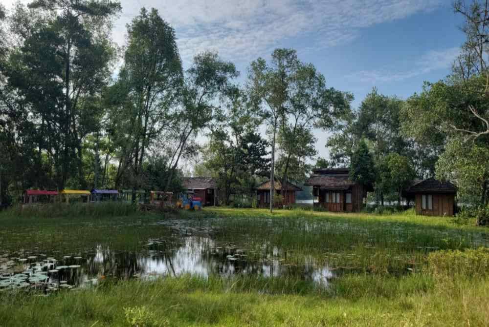 Chalet-chalet yang sediakan untuk pengunjung di Patro kini sudah tidak diselenggarakan. Foto: ihsan pembaca