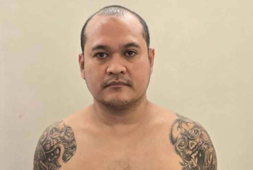 Chaowalit Thongduang, buruan paling dikehendaki di Thailand ditahan di Bali pada pagi Khamis selepas dia melarikan diri selama tujuh bulan.