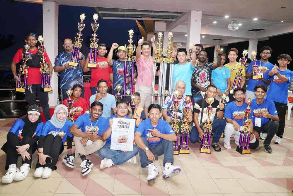 
Pemenang pertandingan autshow kategori terbuka.