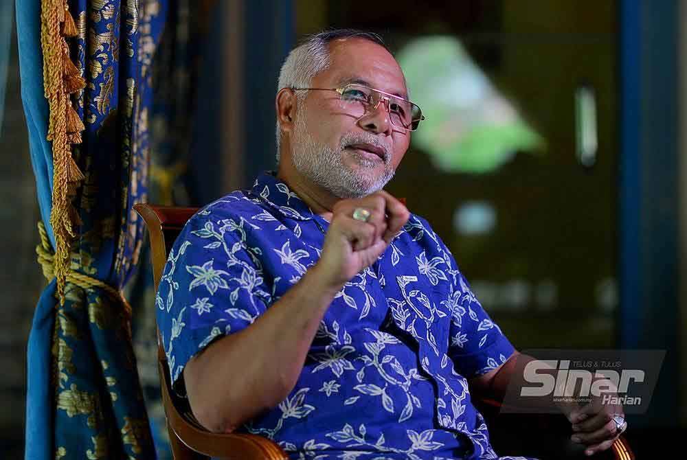 Dr Mohamad Khir Toyo