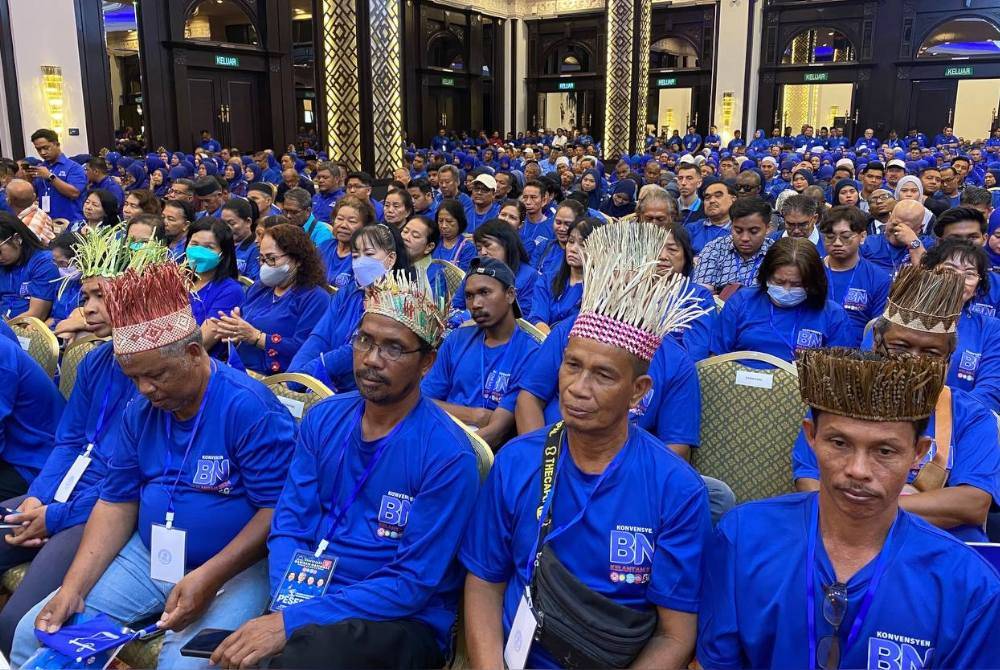 Sebahagian daripada penyokong BN yang hadir pada Konvensyen Barisan Nasional Negeri Kelantan 2024 di Kota Bharu pada Sabtu.