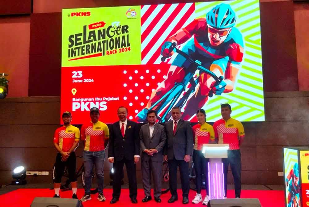 Jersi baharu turut dilancarkan pada majlis lra pelancaran pada Selasa.