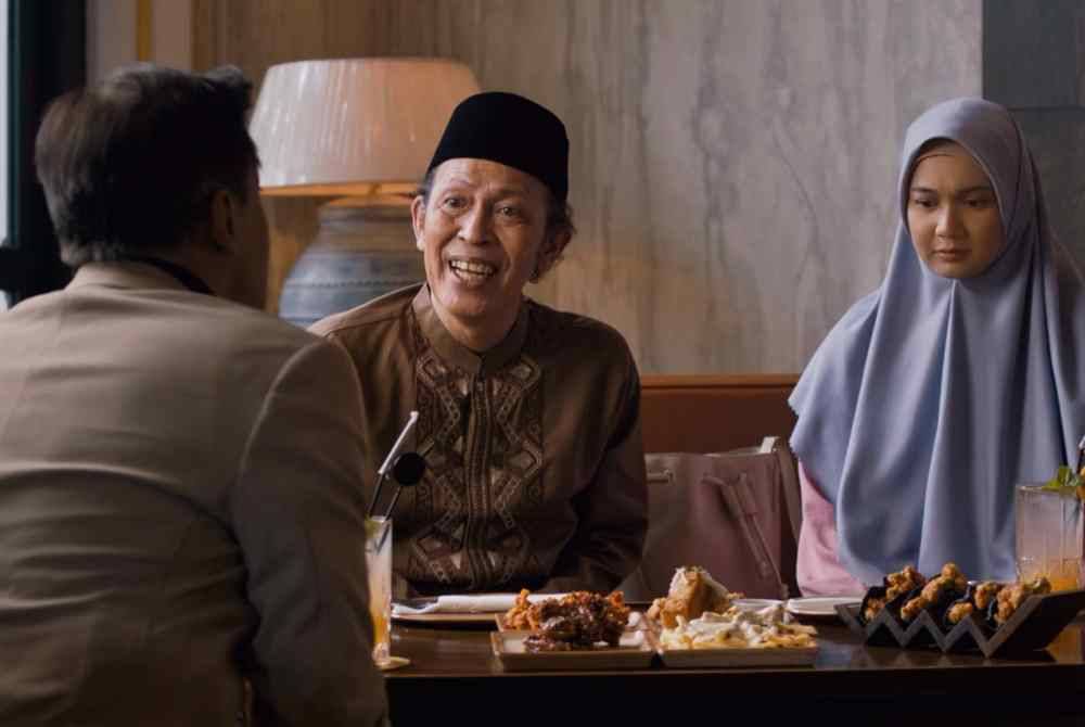 Watak utama, Fathia melalui saat sukar apabila dipaksa berpoligami dengan lelaki yang tidak dicintainya.