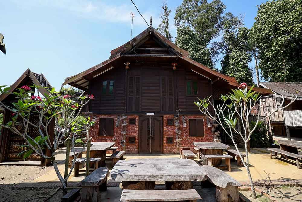 Rumah Tun Ahmad di Resort Warisan Pahlawan di Kampung Pauh, Jenagor, Hulu Terengganu. Foto Bernama