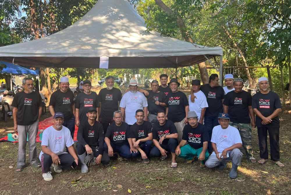 SEBAHAGIAN sukarelawan 3rd Force yang menyertai program ibadah korban yang telah memasuki tahun kelapan penganjurannya.