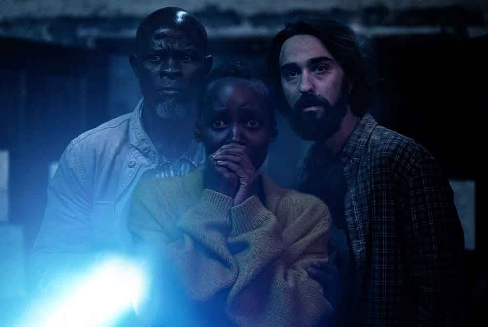 Penulis mengharapkan lebih banyak gandingan mereka bertiga dalam filem ini, namun sayangnya tidak menjadi kenyataan.