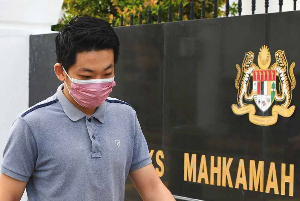 Kian Poh didenda RM10,000 oleh Mahkamah Majistret pada Selasa selepas mengaku bersalah memiliki bahan al-Quran yang tiada kelulusan KDN, Mac lepas. Foto Benama