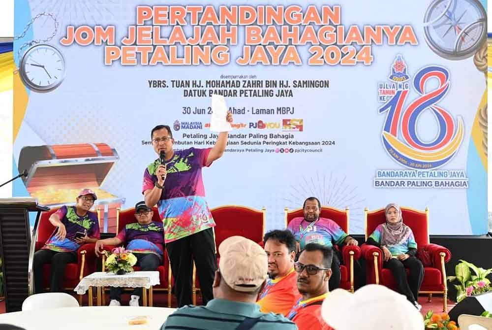 Mohamad Zahri Samingon ketika menyampaikan ucapan sebelum acara bermula.