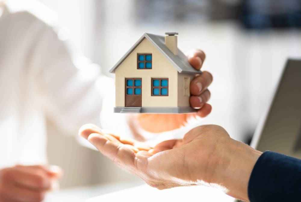 AGAMA tidak menjadi syarat untuk perbuatan hibah. -Foto: Canva