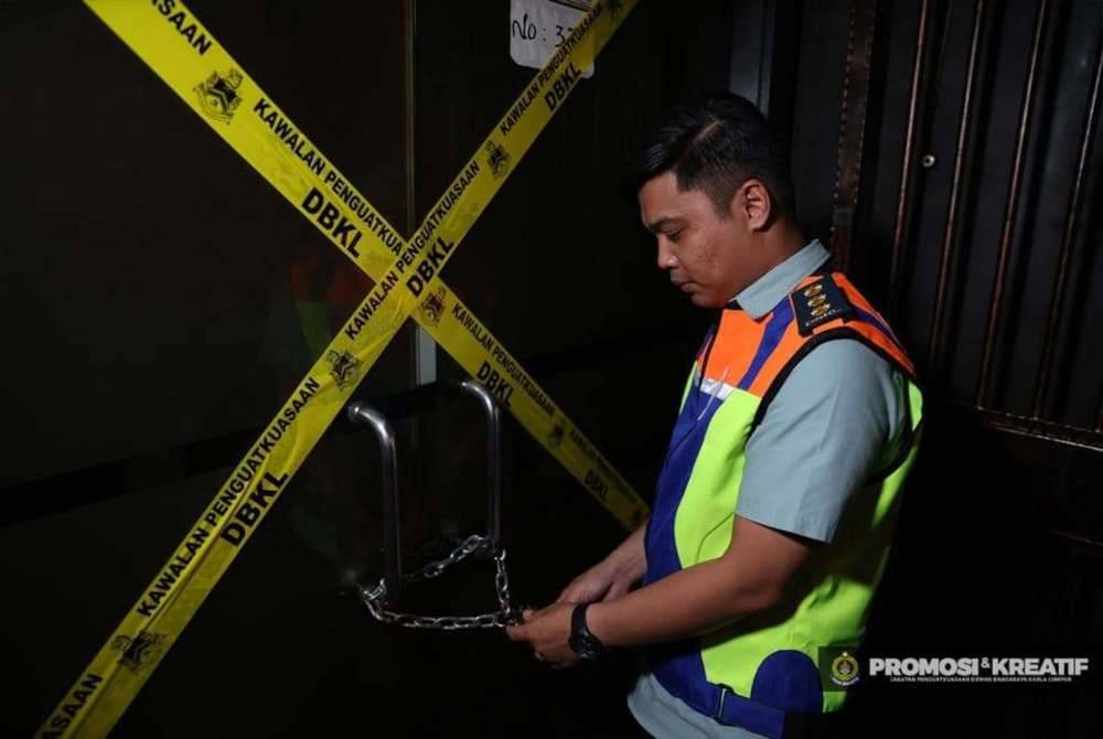 Premis yang dikenakan tindakan.