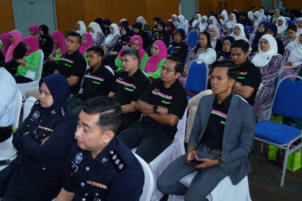 Peserta yang hadir pada Forum Anak Syurga anjuran AKE bersama IPD Shah Alam serta PERKEP Selangor.