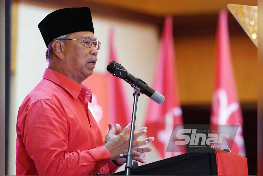 Muhyiddin berucap semasa Konvensyen Bersatu di Pusat Konvensyen Ideal (IDCC) Selayang pada Sabtu. FOTO SINAR HARIAN - ROSLI TALIB
