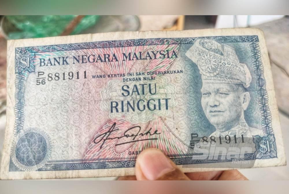 Not RM1 yang disimpan rapi oleh Abdul Rashid