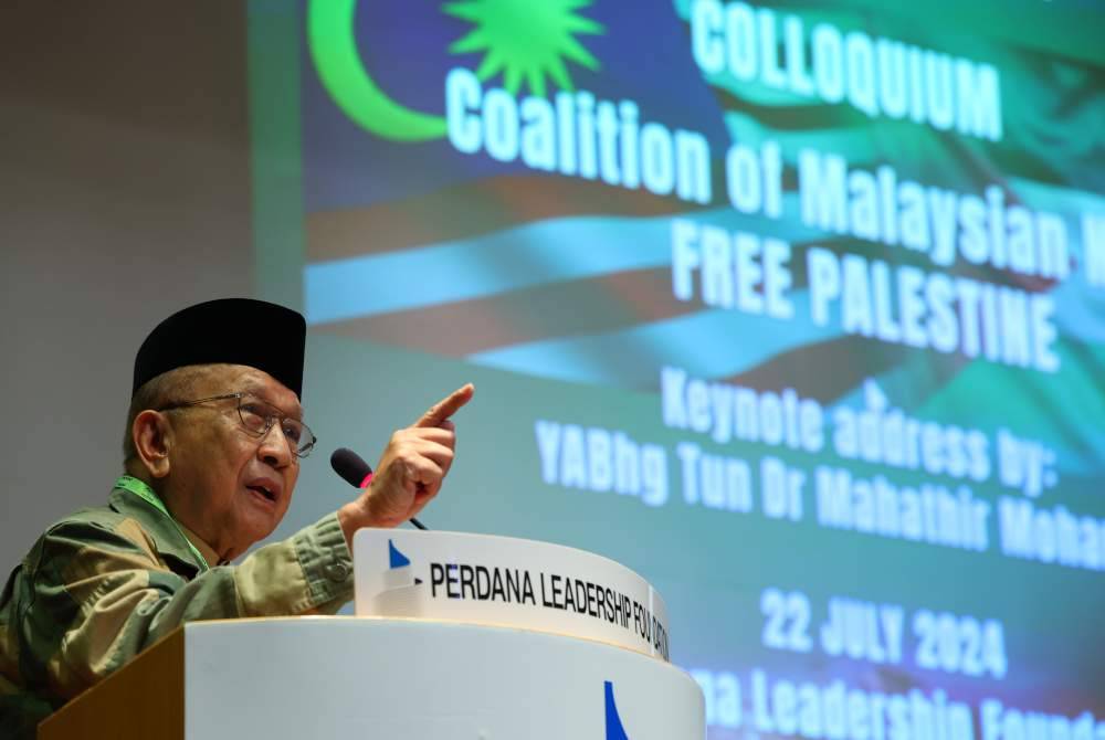 Rais menyampaikan ucapan pada Majlis Colloquium Coalition of Malaysian NGOs: Free Palestine di Yayasan Kepimpinan Perdana pada Isnin. Foto Bernama