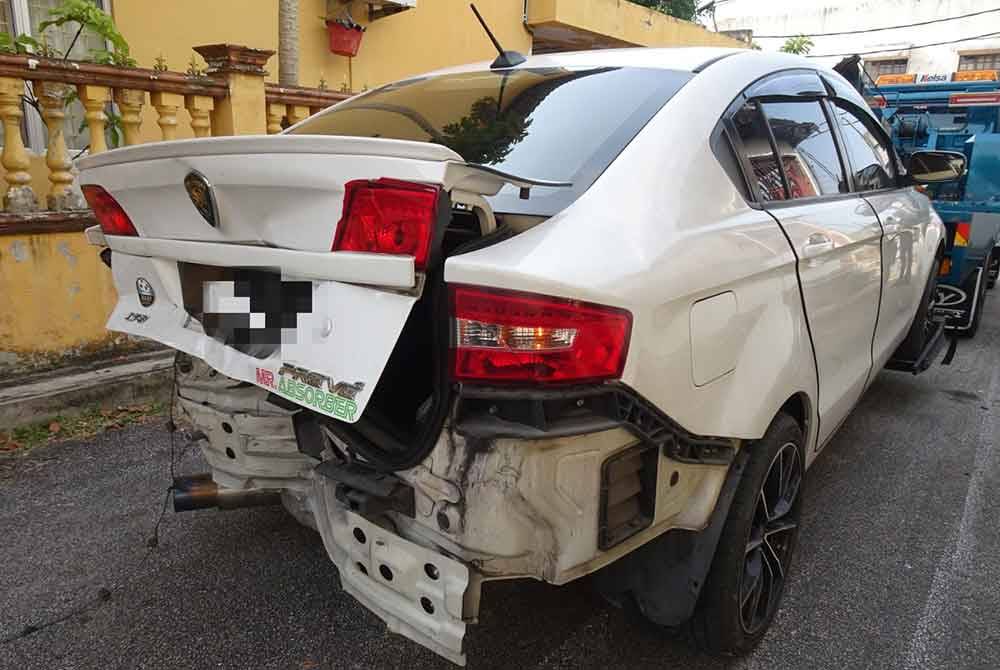 Mangsa terlibat terdiri lapan pemandu lelaki dan dua wanita berusia 20 hingga 55 tahun.