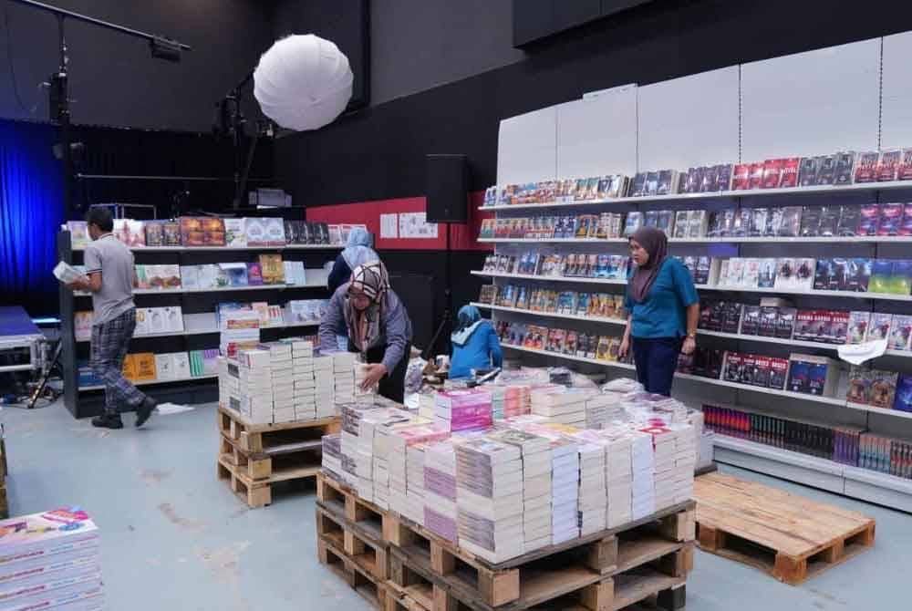 Grup Buku Karangkraf menawarkan diskaun sehingga 80 peratus kepada pengunjung.