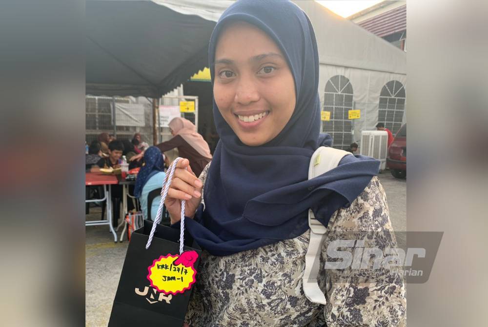 Nur Shahirah Md Ghazali memenangi jam tangan bernilai lebih RM400 menerusi kuiz yang diadakan.