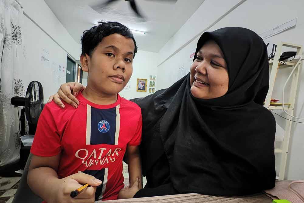 Puteri Noor Ashikin tidak akan sesekali tinggalkan adiknya