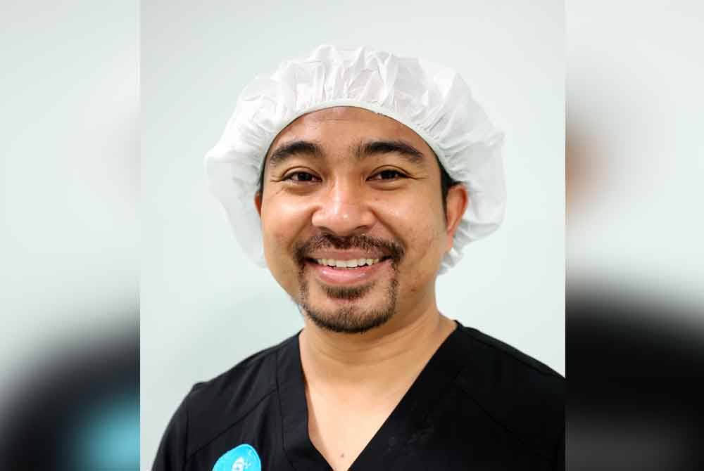 Pakar Bedah Kolorektal Hospital Sultan Zainal Abidin (HoSZA) Dr Ahmad Fardi Sulaiman semasa ditemu bual pemberita mengenai penggunaan 'Digital Laparoscopic Suite' bagi pembedahan laparoskopi (MIS) di HoSZA, pada Isnin. Foto Bernama