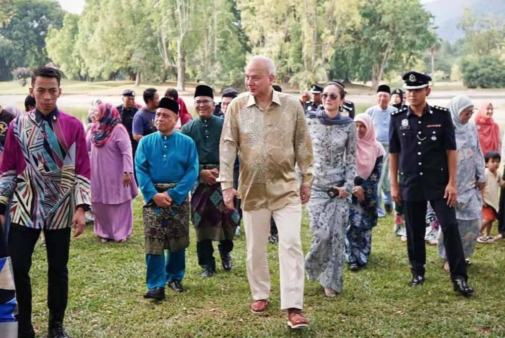 Sultan Nazrin menitahkan hasrat untuk melihat sendiri paras air kolam Taman Tasik Taiping yang dilaporkan menyusut teruk susulan cuaca kering.