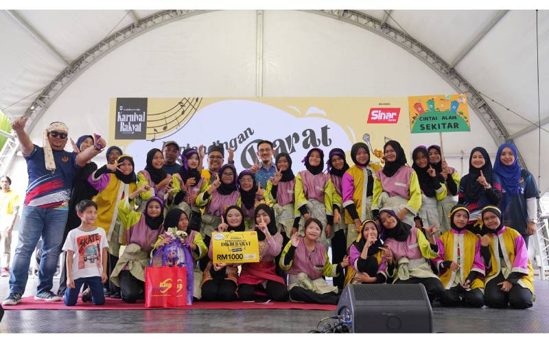 Pemenang pertama kategori sekolah rendah, SK Subang Bestari Dua.