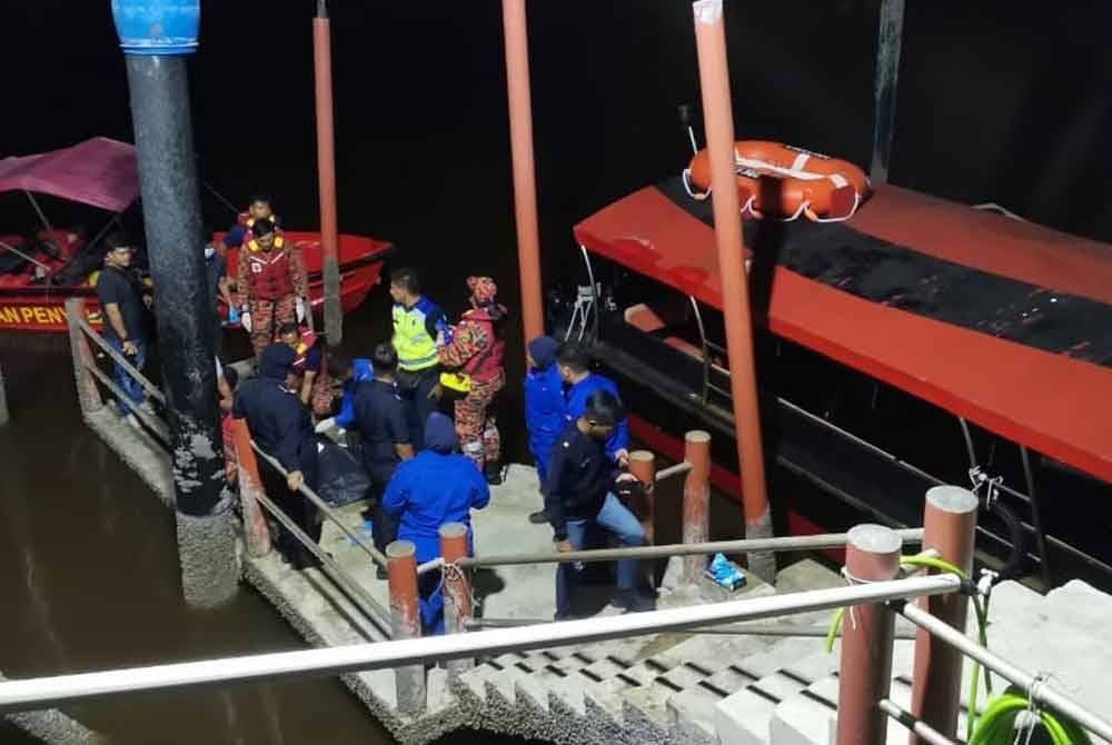 Mangsa ditemukan nelayan kira-kira jam 9.21 malam pada jarak kira-kira 300 meter dari lokasi dilaporkan terjatuh.